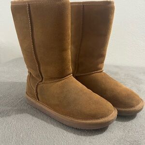Koolaburra Chestnut Suede Winter Boots